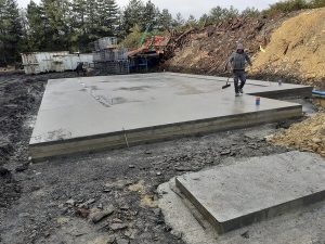 Réalisation d'une dalle en béton par le maçon à Sautron Damien Brochard